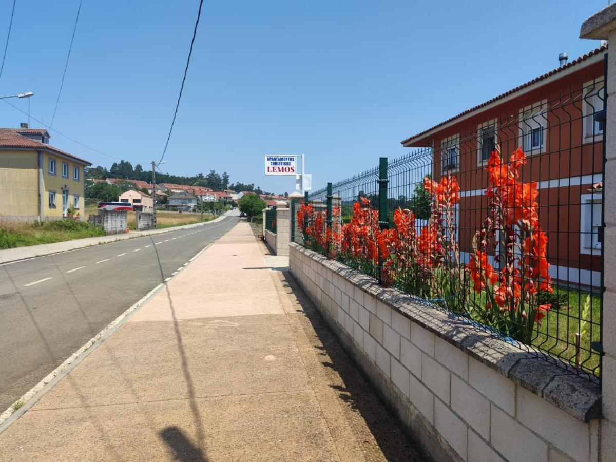 Apartamentos Turisticos Lemos O Pedrouzo Eksteriør bilde